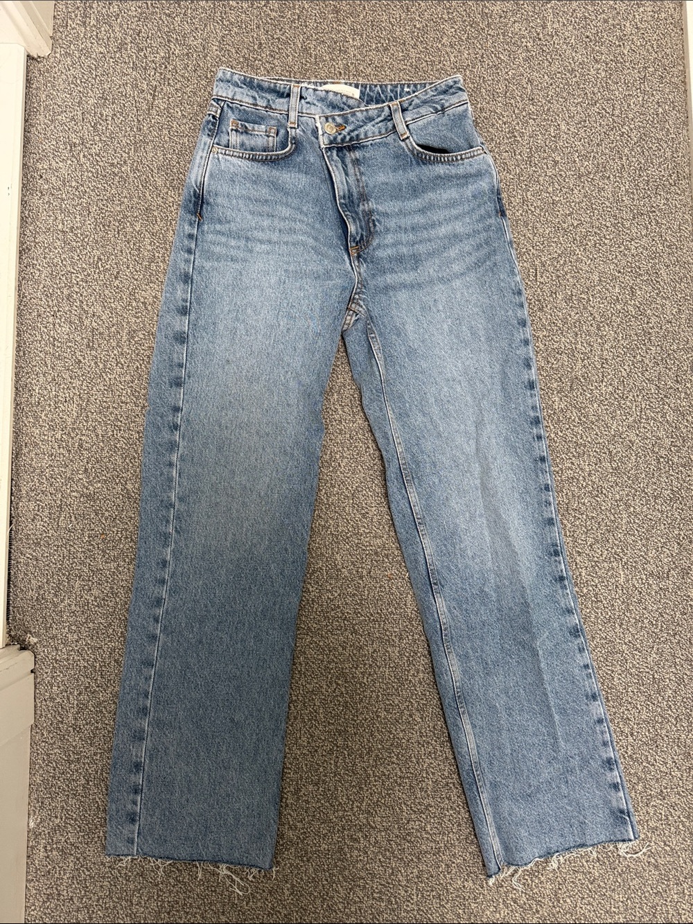 Zara Light Blue Cropped Straight-Leg Jeans
